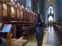 DSCN1522  Gebetsstühle 