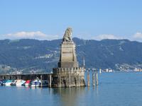 Lindau - Hafeneinfahrt mit dem Bayerischen Löwen
