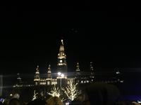 Das Wiener Rathaus am Silvesterabend