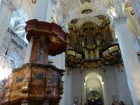 Mariazell - Kanzel und Orgel