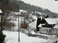 Am Abreisetag zeigt sich auch Miesenbach winterlich