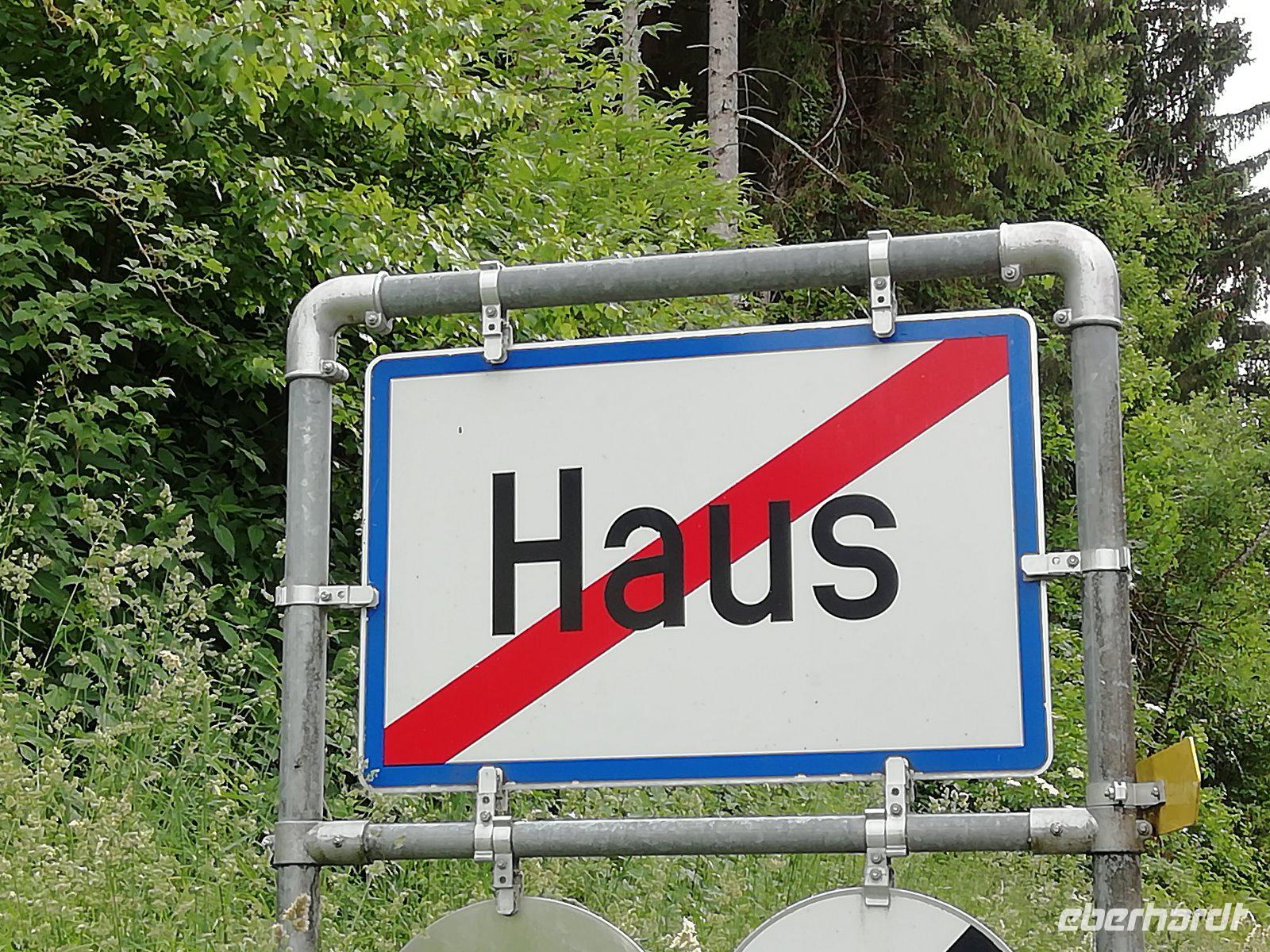 Wir verlassen Haus und fahren nach Hause