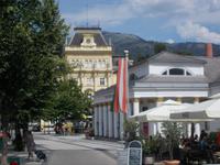 DSCN4336 Trinkhalle und Post