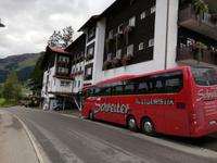 Riezlern. Hotel Montana und unser Bus