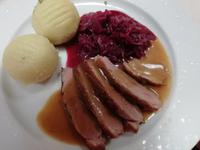 Am 1. Feiertag gab es Flugentenbrust