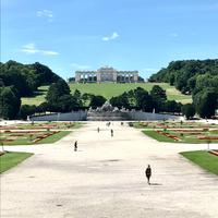 Schlosspark Schönbrunn mit Gloriett