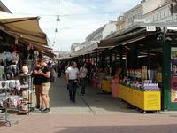 Auf dem Naschmarkt