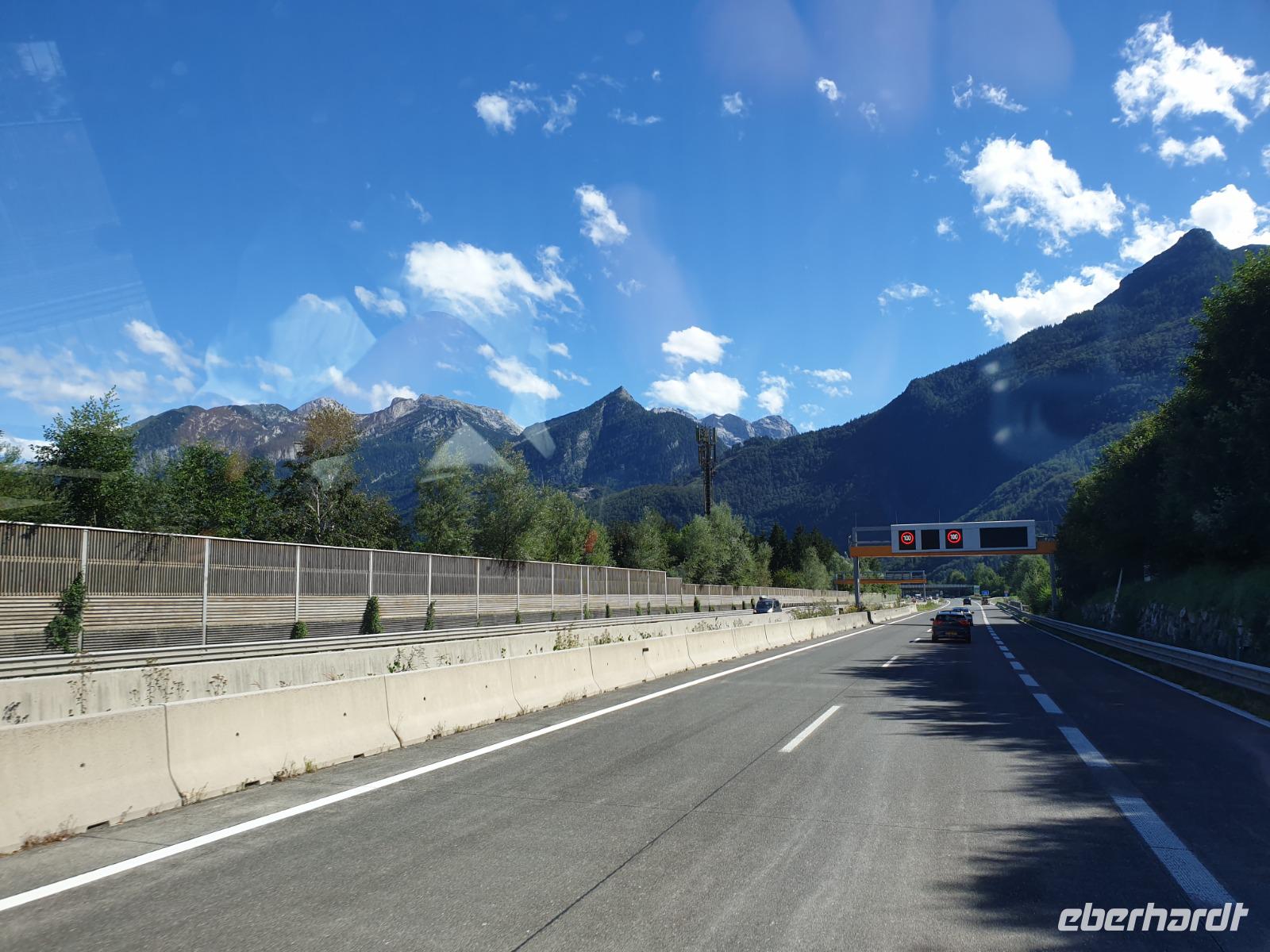 auf der Tauernautobahn