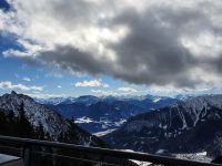 Blick ins Inntal und die Zillertaler Alpen