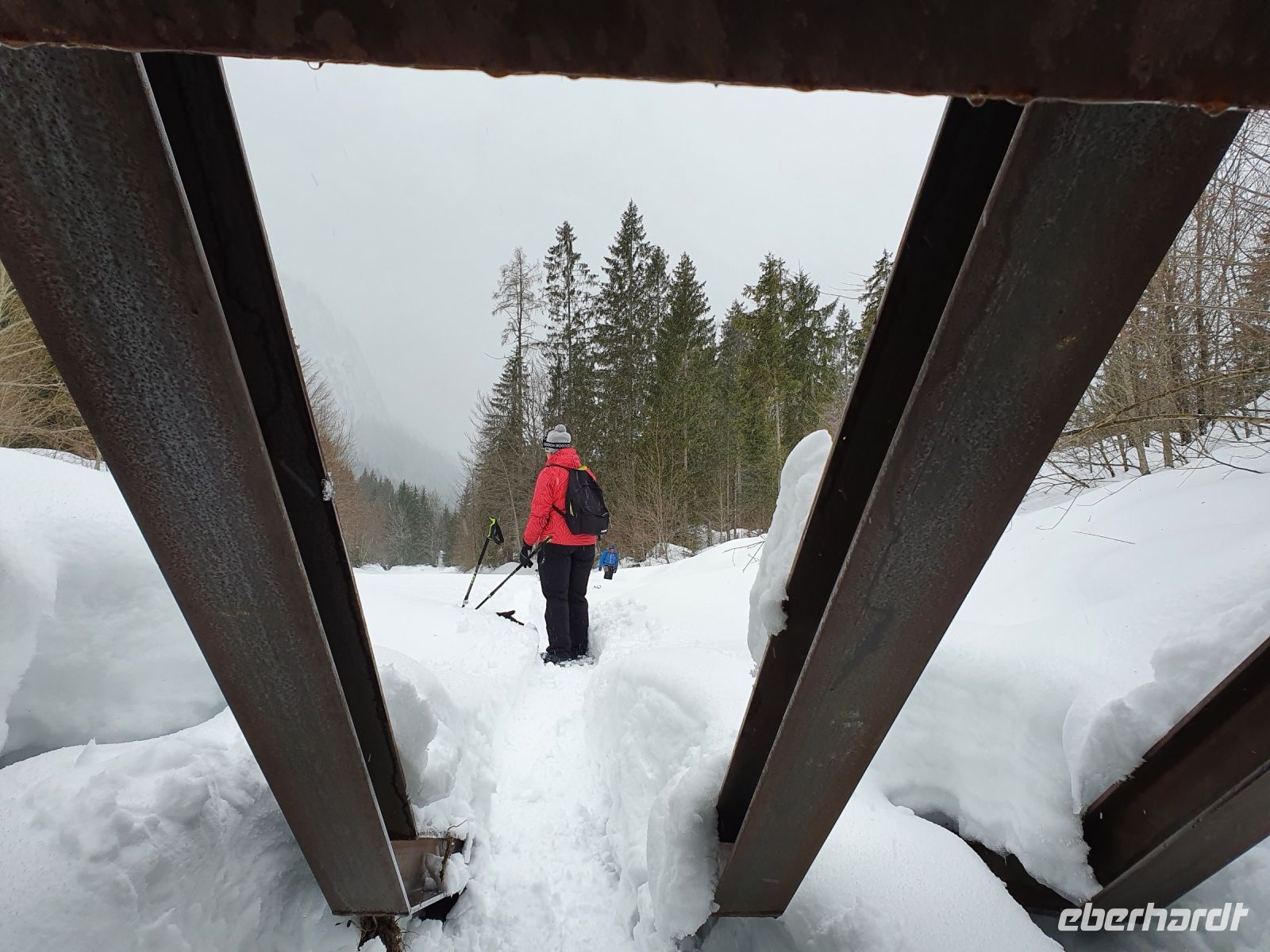Hochwassersperre im Falzthurnbacbett