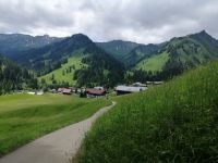 der Höhenweg von Baad nach Mittelberg