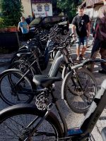 Tag 1: Fahrradabholung - leider alle ohne Gepäckträger