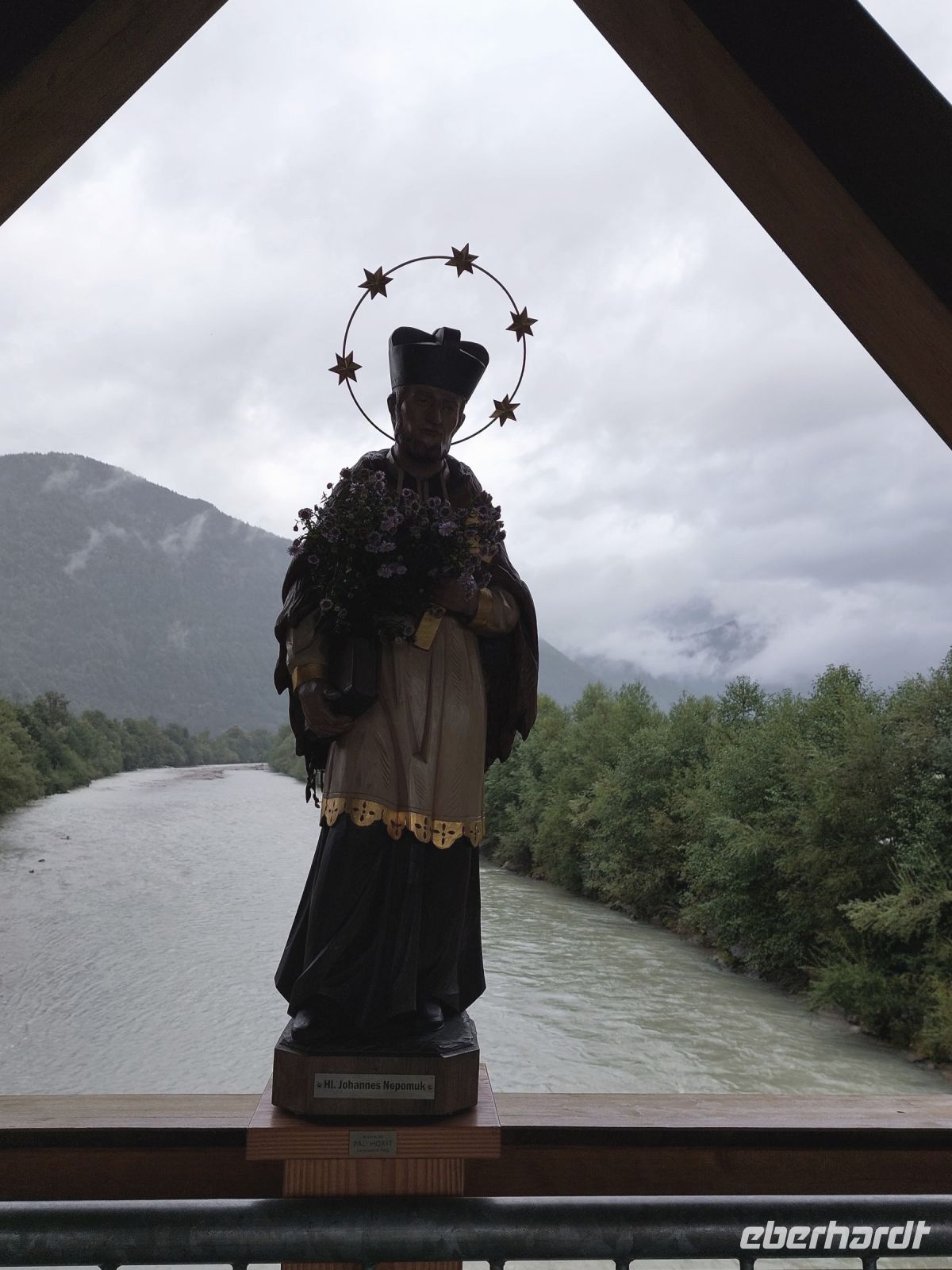 Tag 4: Ein Brückenheiliger sollte den 