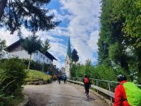 Aufstieg zur St. Nikolaus Kapelle.jpg