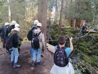 eine Schulklasse in Aktion