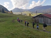 Riezler Höhenweg mit Blick zum Hohen Ifen