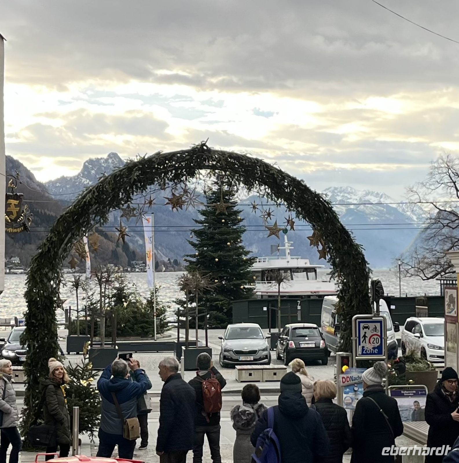 Gmunden - Blick auf Traunsee und Wahnsinnskulisse