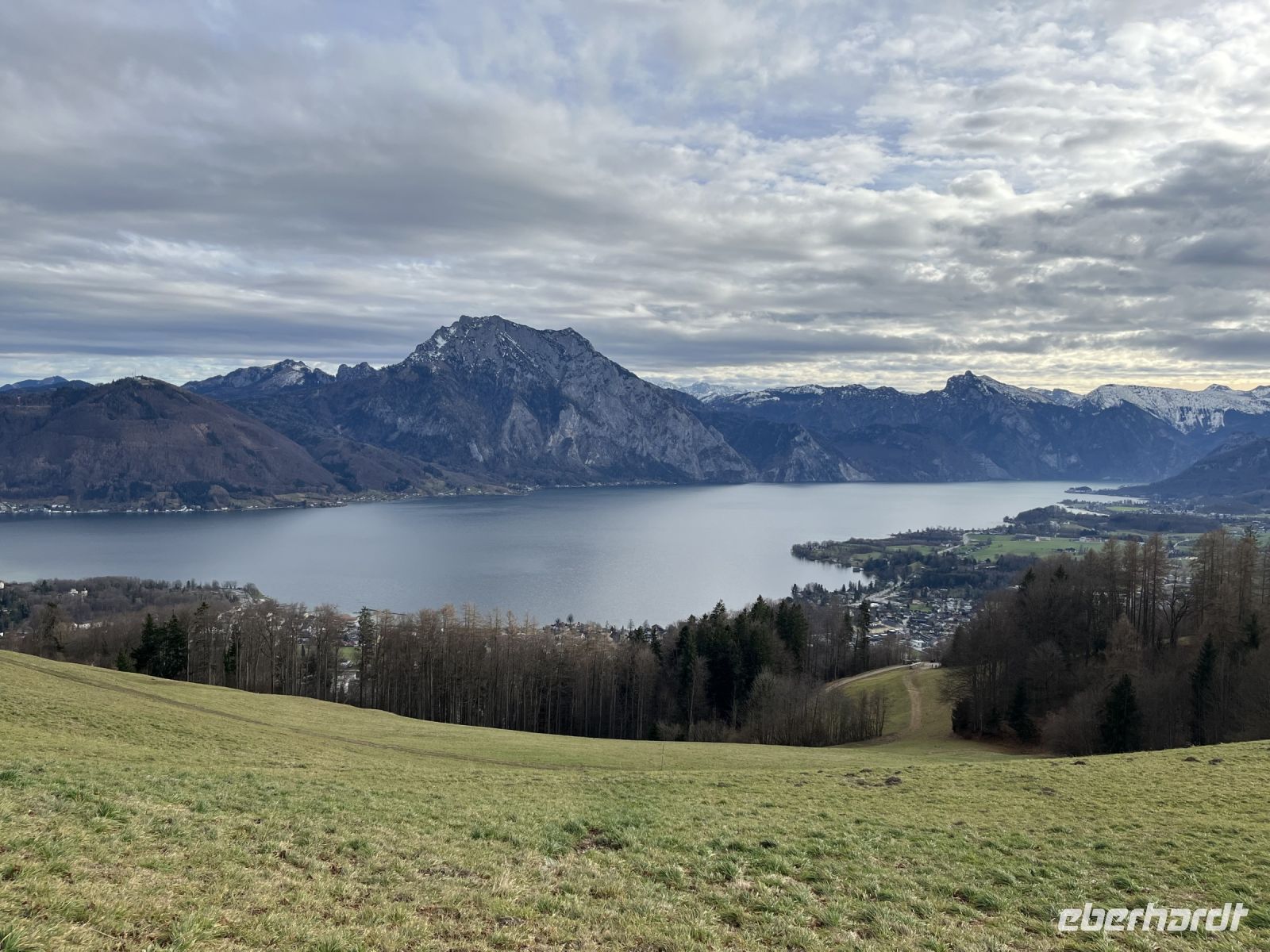 Blick vom Gasthof Urzn auf den Traunsee
