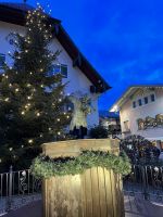 St. Gilgen mit Mozartdenkmal