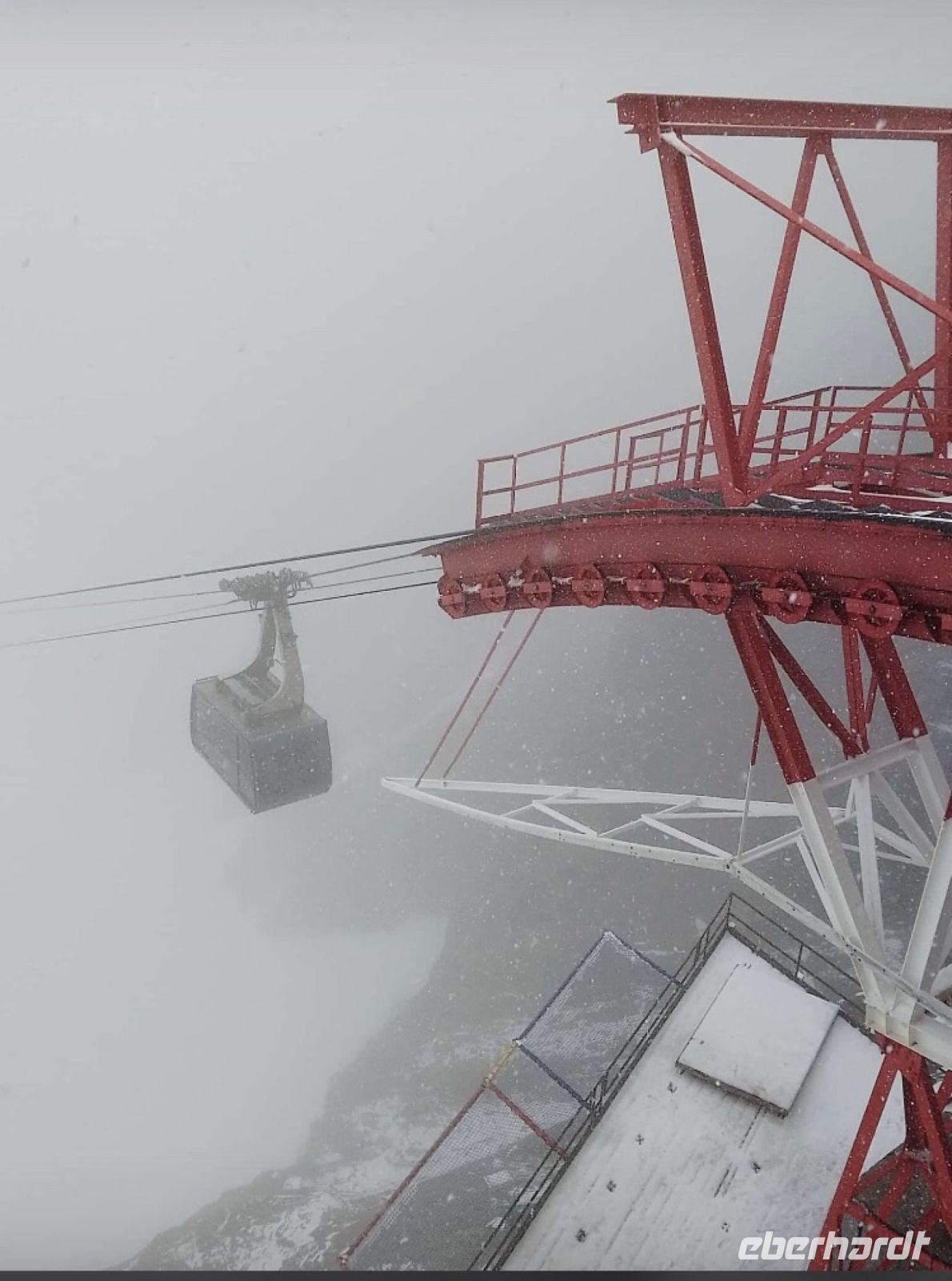 bescheidene Sicht & leichter Schneegriesel