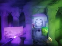 Im Eispalast am Dachstein