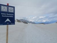 Wegweise zur Hohen Dachstein Seethalerhütte