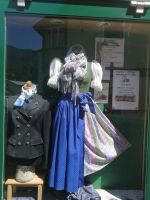 Stadtrundgang in Bad Aussee: Trachtengeschäft