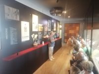 Rainer Baumgartner - der Chef - begrüßt die Gäste persönlich! Senferei Annamax in Bad Goisern