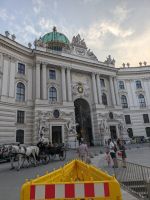 Eingang zur Wiener Hofburg, Hier wohnte Franz Josef