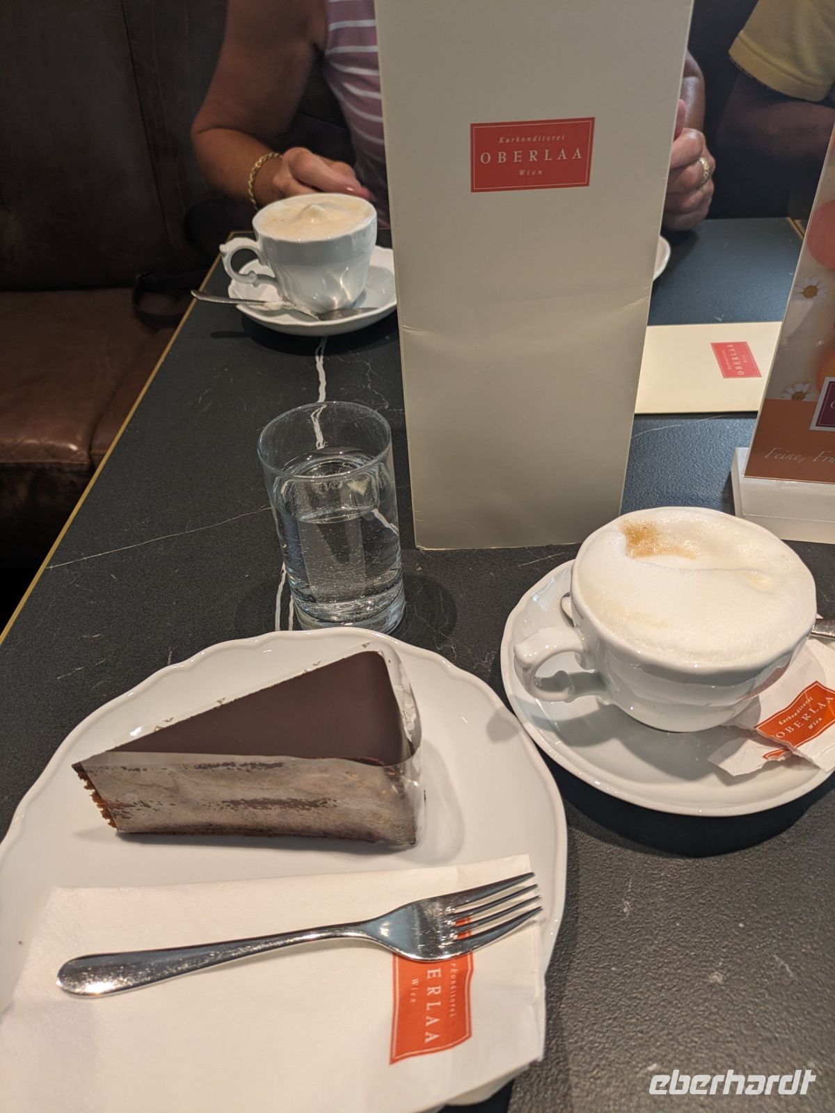 Sachertorte und Kaffee in einen Kaffeehaus