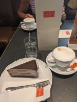 Sachertorte und Kaffee in einen Kaffeehaus