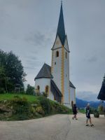 2024-09_Kaiserwinkel-Rad: Kirche St. Nikolaus, oberhalb Ebbs