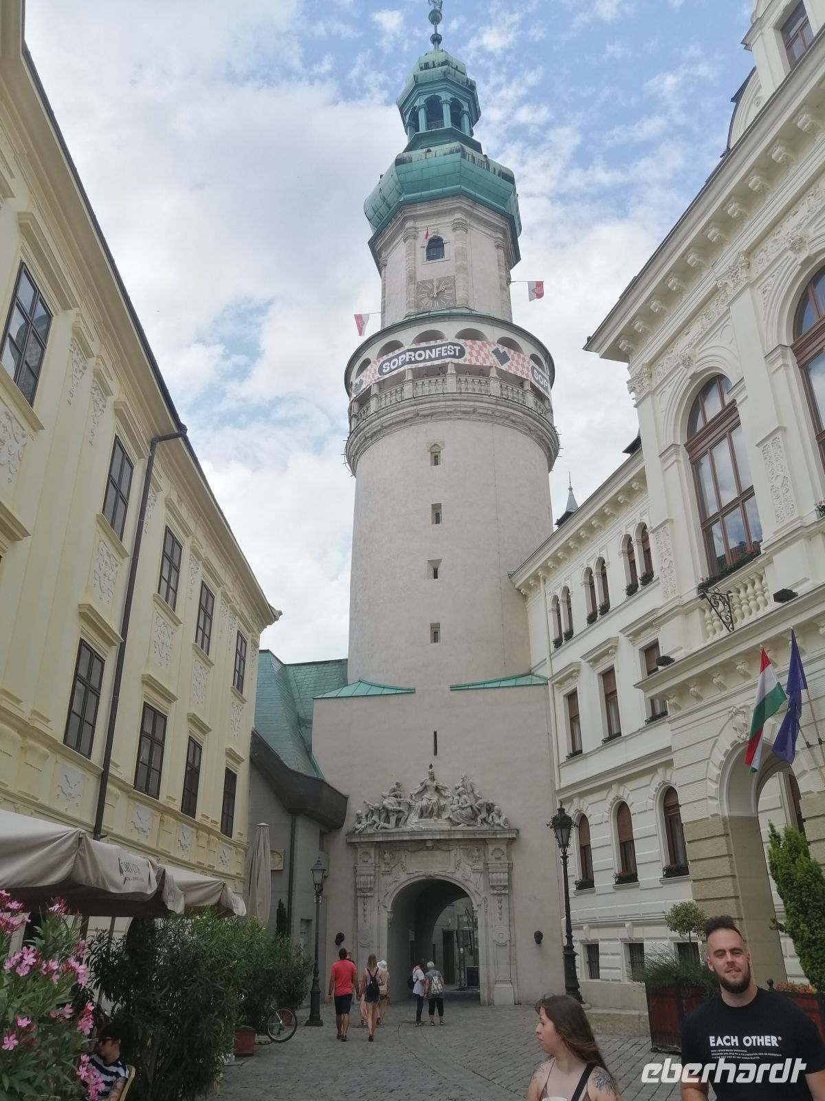 Das Wahrzeichen der Stadt Sopron: der Feuerturm