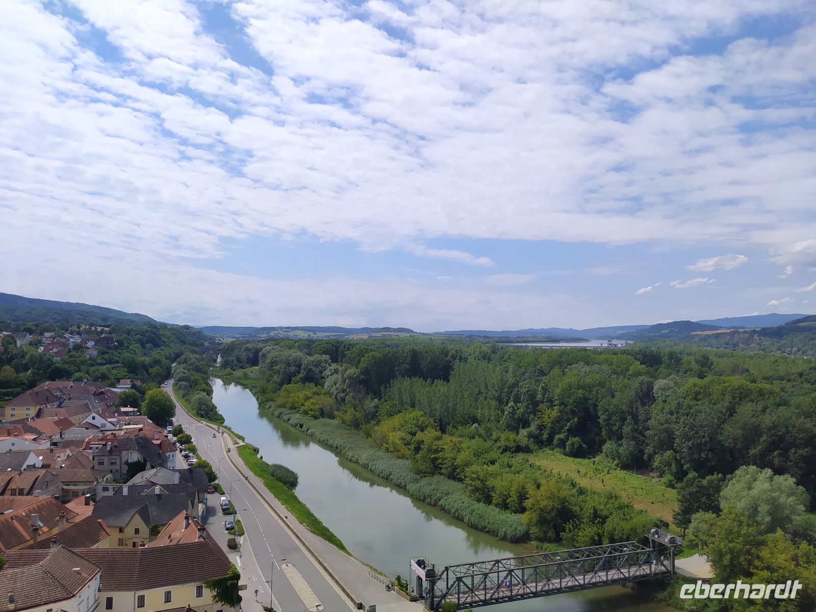 Besichtigung von Kloster Melk, Blick auf Donau (Nebenarm)
