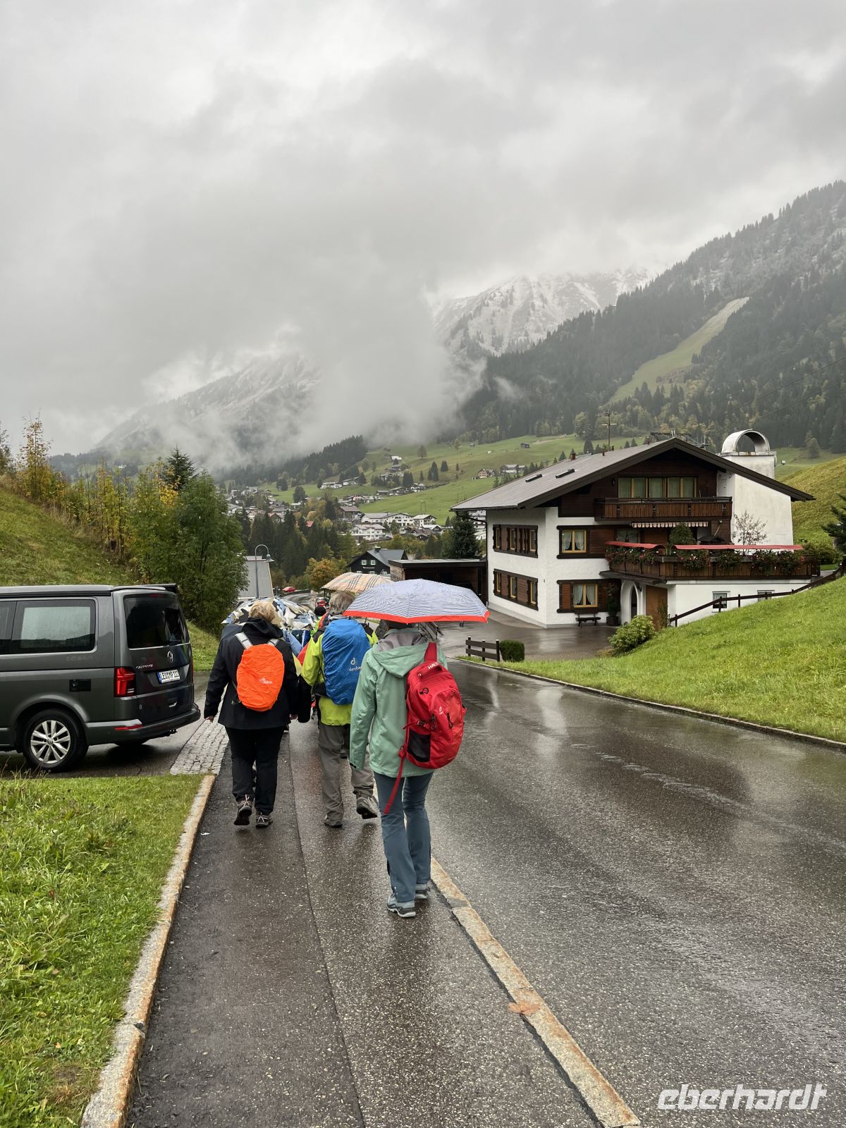 auf zur Bushaltestelle