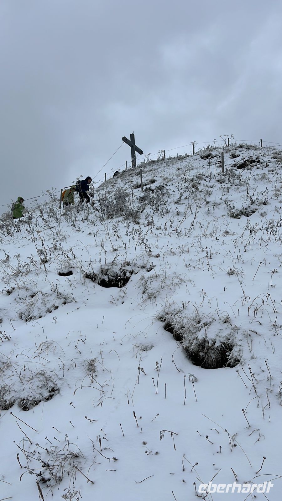 mühseliger Aufstieg zum Gipfelkreuz