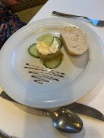 kleine liebevoll angerichtete 2. Vorspeise 