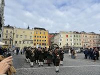 172-Vereine und Kapellen spielten auf