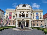 Stadtrundgang durch Bratislava mit Andrea: Stadtoper &ndash; &copy; Andrey Kulikov (Eberhardt TRAVEL)