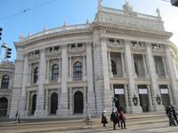 Blick zum Burgtheater