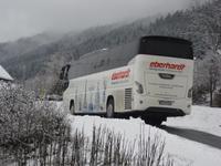 unser Bus parkt am Arlberger Hof