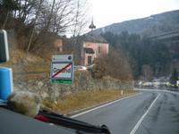 geteilte Kirche Ortsausgang Gmünd