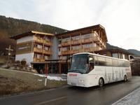 Unser Bus vor unserem Hotel