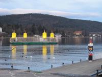 Adventskranz auf dem See