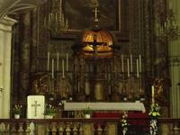Wien, Minoritenkirche, Altar