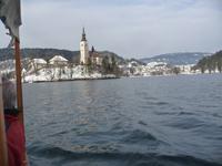 Wir nähern uns der Insel. In der berühmten Marienkirche wird gern und oft geheiratet.