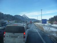 Zwei Schilder zeigen uns an, dass wir wieder daheim sind.  Schön war's.