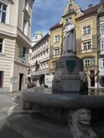Spanheimer Denkmal für Herzog Bernhard, Gründer der Stadt Klagenfurt im 13. Jahrhundert.