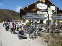 Unsere Mittagsrast passiert nun im schönen Bayern. Der Landgasthof Bruckmühle lädt ein.