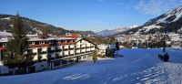 Hotel Montana und Blick über Riezlern bis zum Nebelhorn